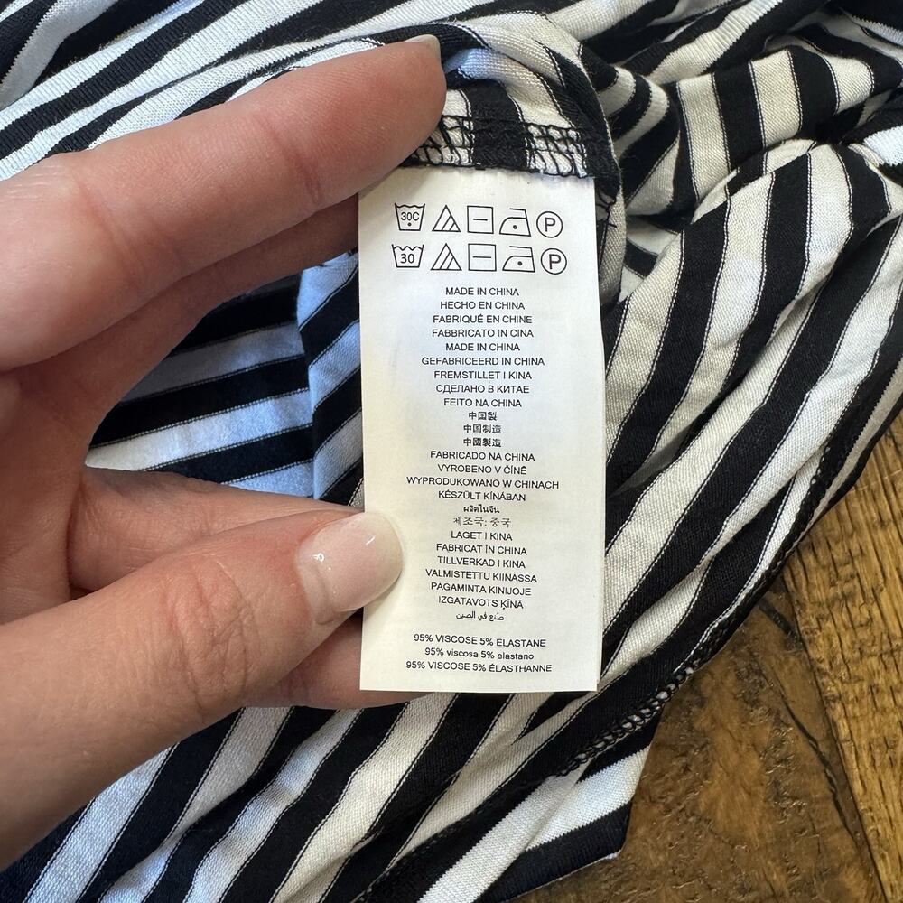 Michael Kors Striped Women's Shirt Blouse Size L Short Sleeve Shirt Side Tie - Picture 3 of 6